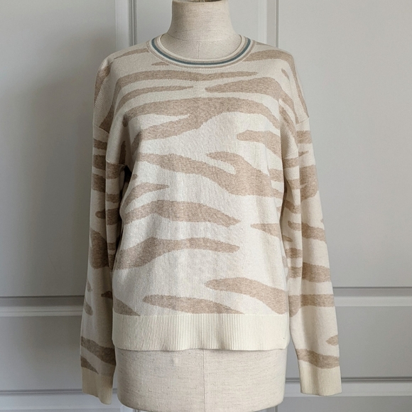 Splendid Sweater Silk Blend Camel Zebra Print Knit Crew Neck Cream Camel M NWT - Picture 3 of 12
